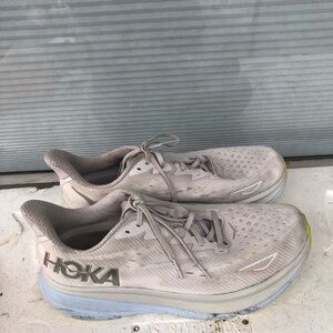 Hoka Clifton 9 Wide Womens White Wash Running Shoes (1132211/NCIW) Size 12D